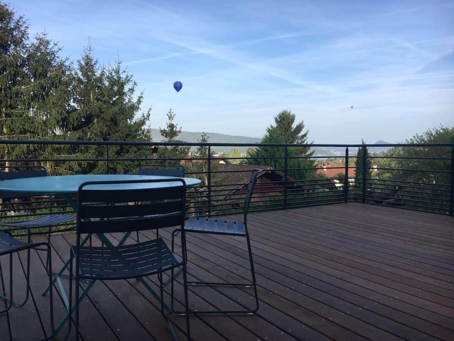 Maison De Vacances 220M2 Vue Lac Et Chateau Menthon-Saint-Bernard Zewnętrze zdjęcie
